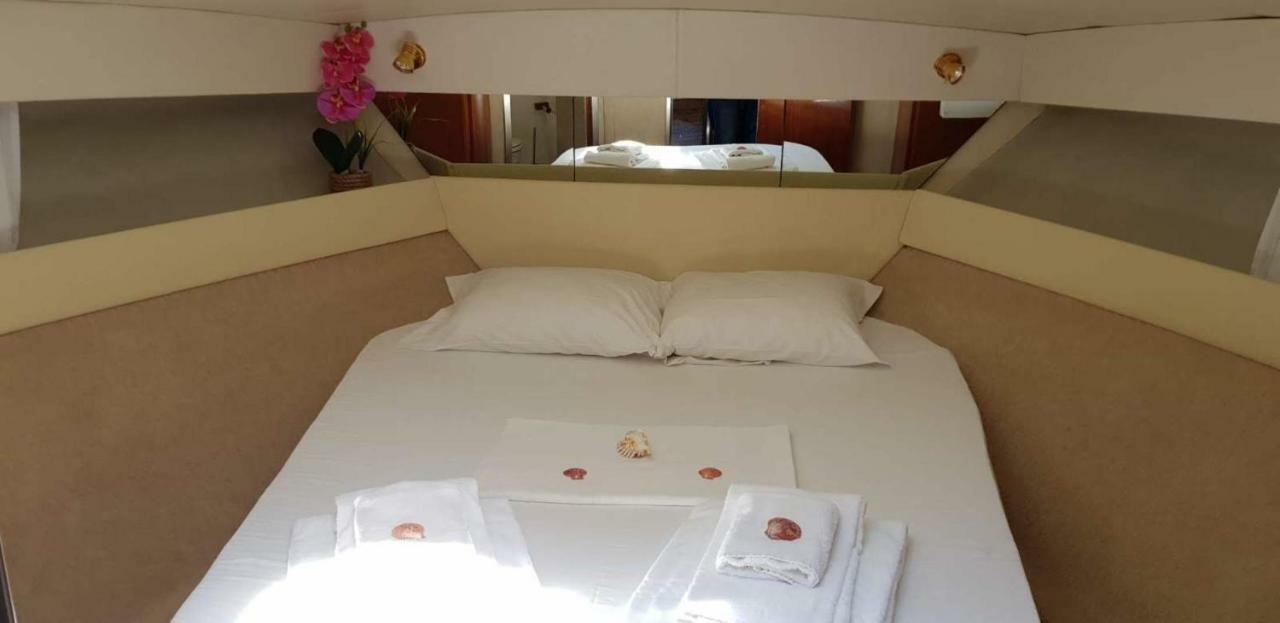 Yacht Suite Marina Di Grosseto Exterior photo